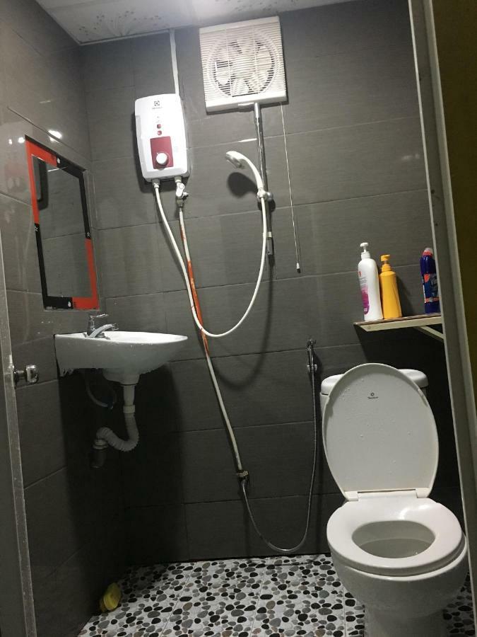 Can Tho Riverside Hostel Binh Thuy Extérieur photo